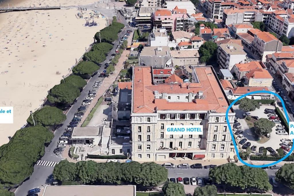 ארסשון Grand Hotel - Magnifique Appartement Bord De Plage Centrale מראה חיצוני תמונה